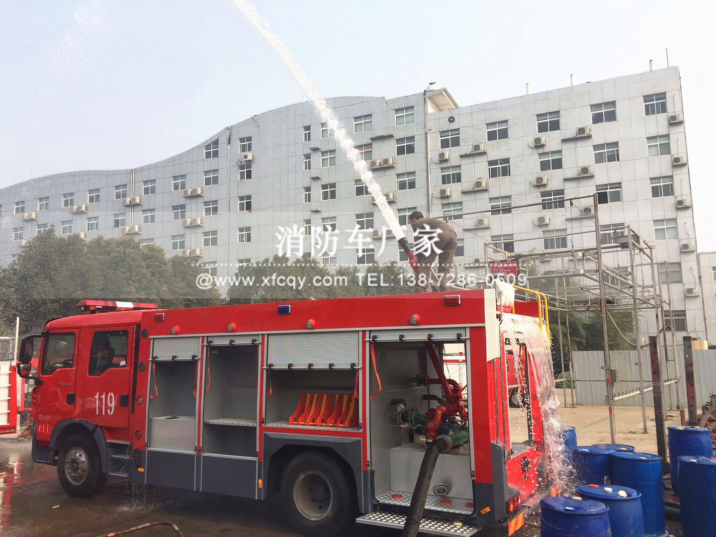 消防車卷簾門