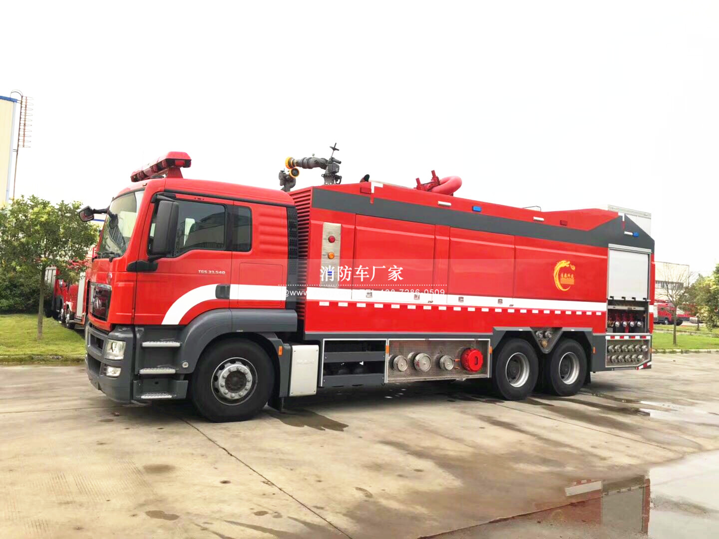 德國(guó)MAN后雙橋消防車(chē)