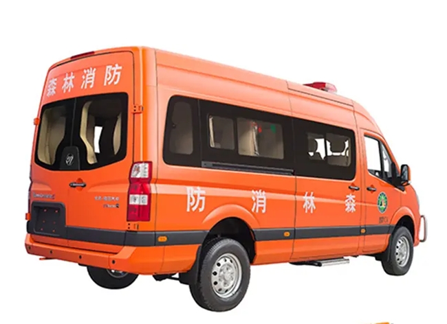 福田四驅(qū)10座森林消防運(yùn)兵車