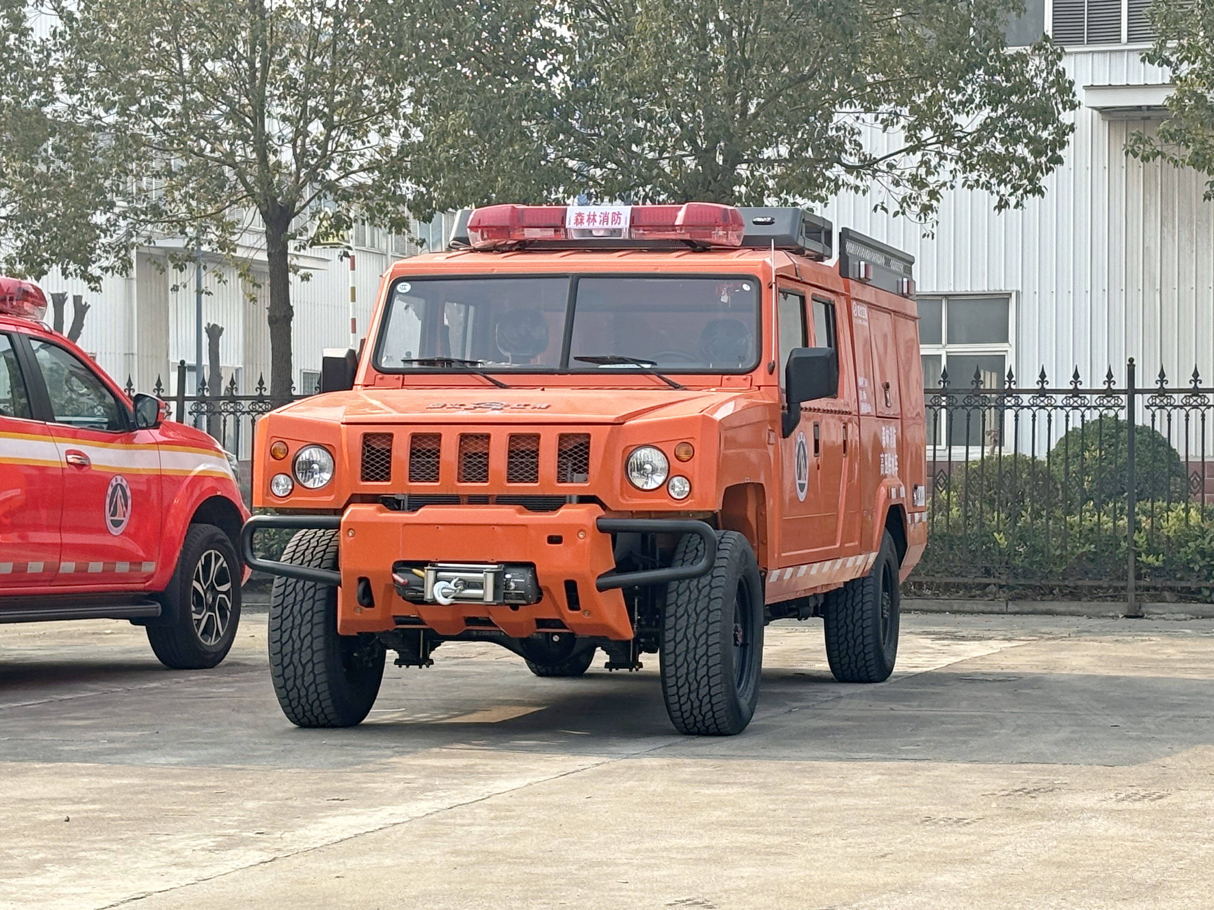 森林草原遠(yuǎn)程供水管線車